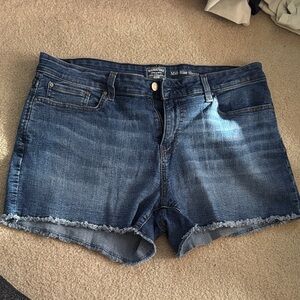Levi Dark Blue Jean Shorts